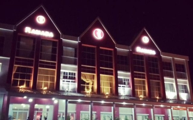 Ramada Tikal Isla De Flores Hotel