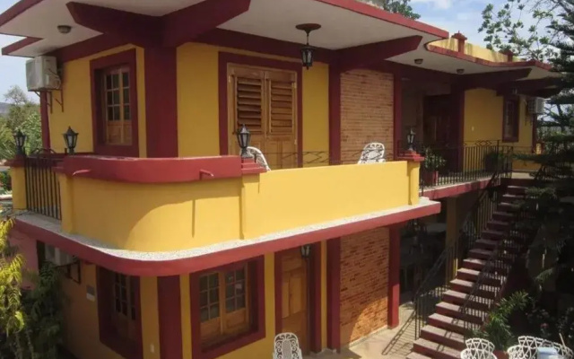 Casa Oscar VIÑALES