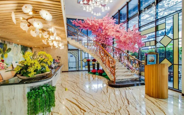 Mine Home Hotel by OYO Rooms