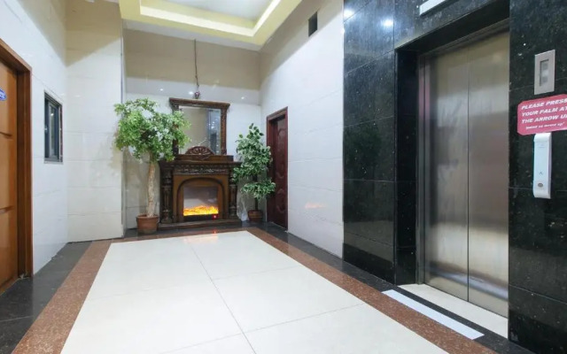 RedDoorz @ Winter Hotel Araneta