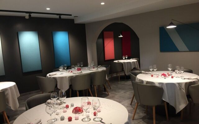 Hôtel Restaurant La Source