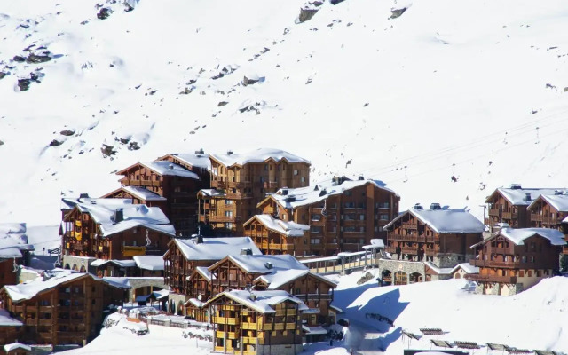 Cerise Val Thorens Val 2400