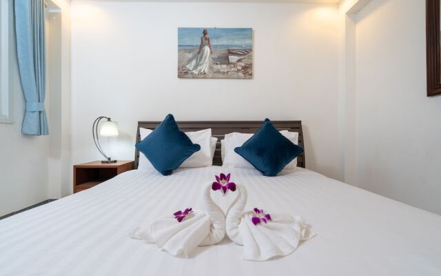 Kamala Beach Front Villas