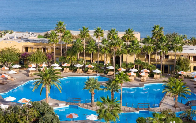 Aquila Rithymna Beach