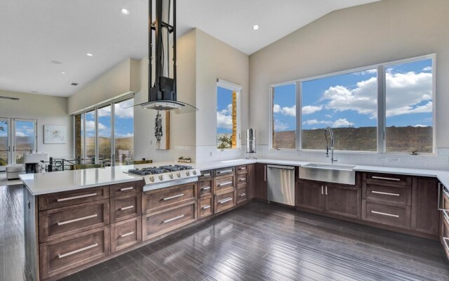 THE Above Vista Estate on Lake Austin