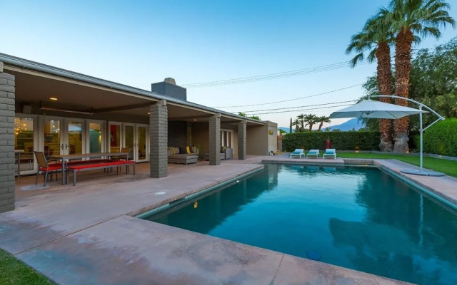 Tranquilo 3 Bedroom Home by Redawning