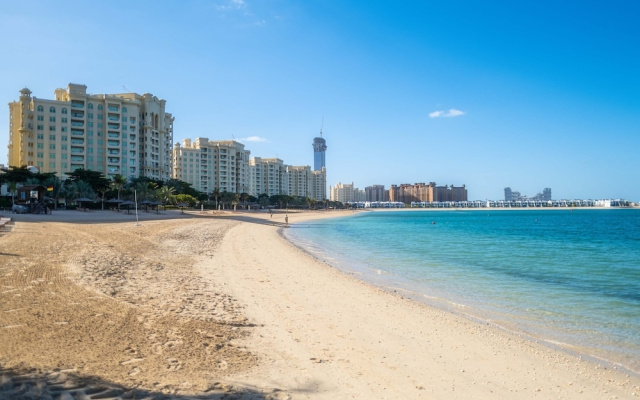 LUX Holiday Home - Azure Residence 5 - Hotel in ดูไบ - Photo 4