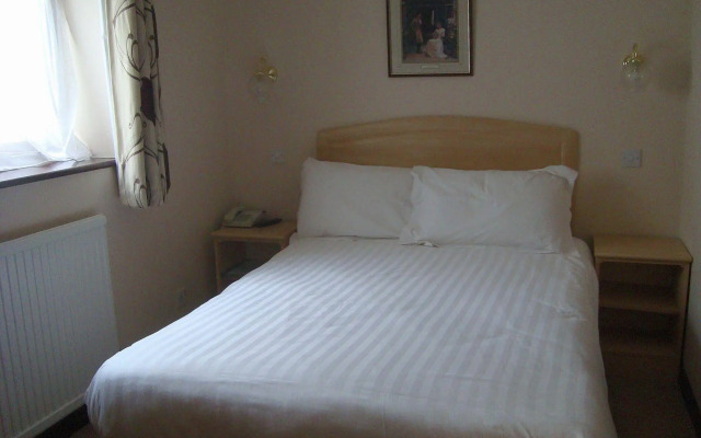 Firs Hotel