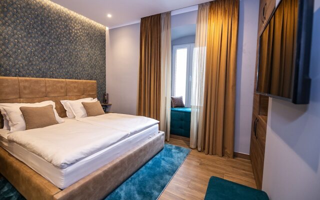 Teatro Suite & Rooms