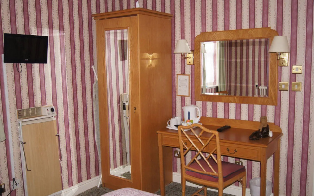 Castle Hotel