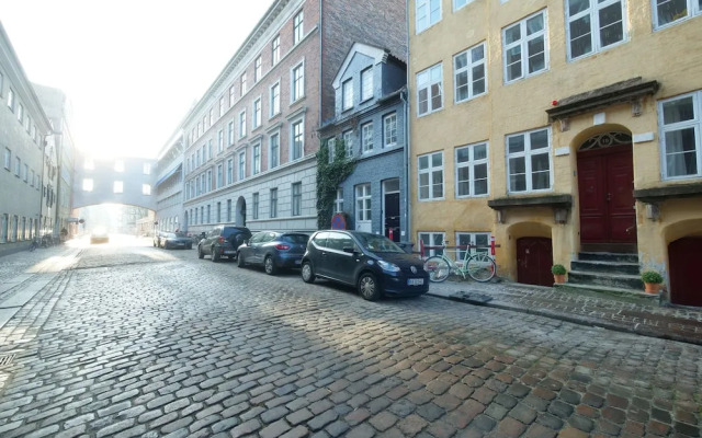 Central Canal Apartments 2