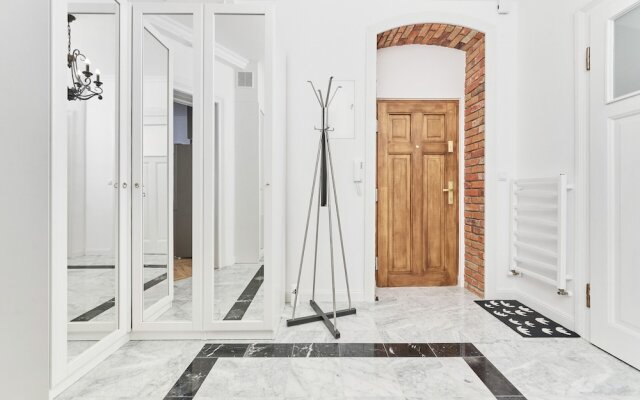 Apartment Wrocław Wapienna by Renters