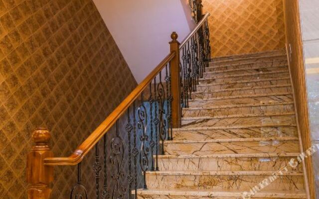 Wuhan Feitai Business Hotel