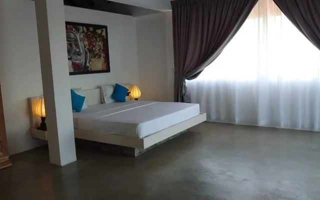 Kay Jay Beach House - Pasikudha