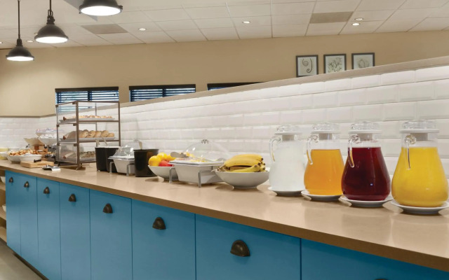Country Inn & Suites by Radisson, Seattle-Bothell, WA