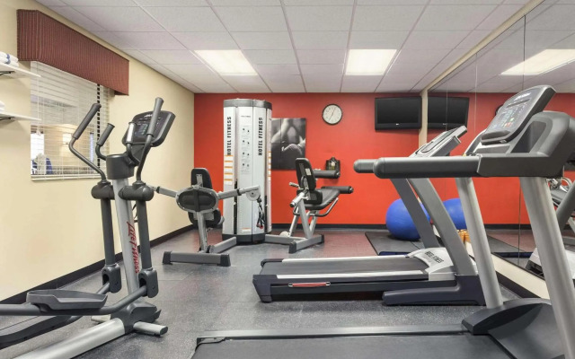 Comfort Inn & Suites