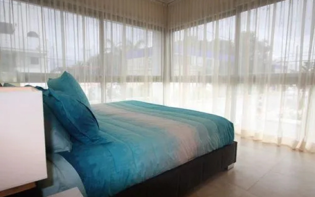 Menesse 25-26 no.1 by NAS