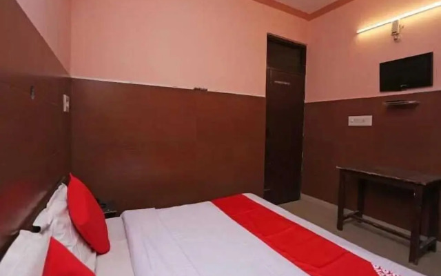 Hotel Bombay Central Agra
