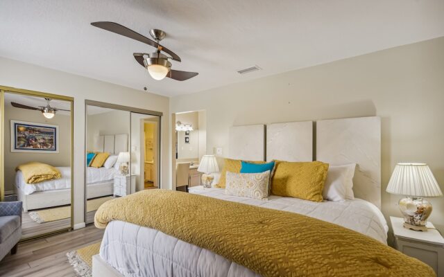 Sandpiper Cove 3104 2 Bedroom Condo by RedAwning