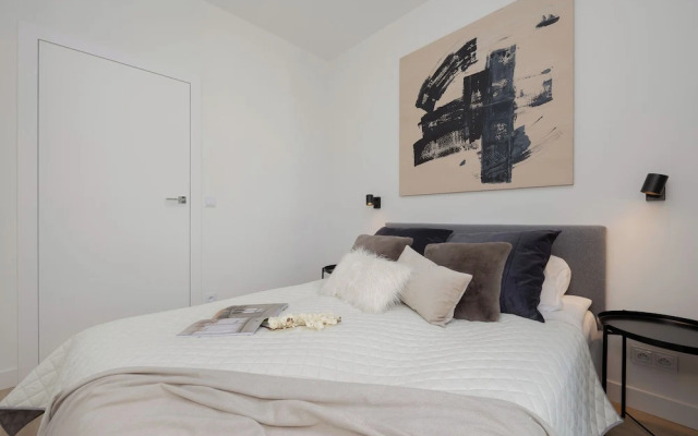 Exclusive Apartment by Renters Prestige