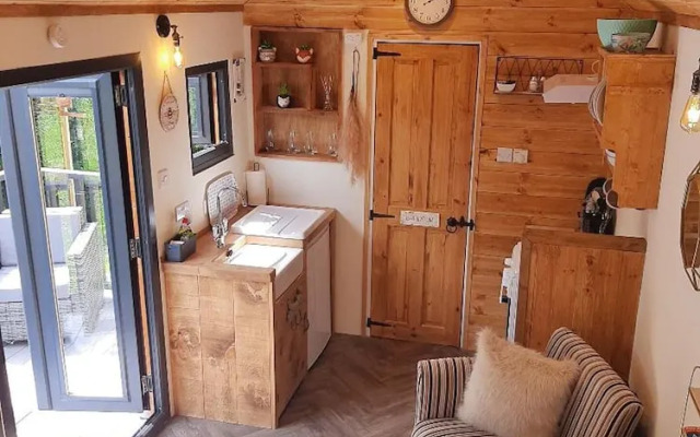 Shepherds Hut With hot tub on Anglesey North Wales