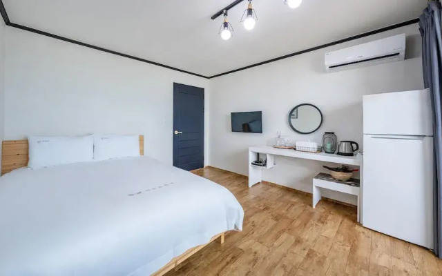 Yangyang Verit Pension