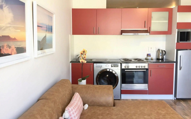 Four Seasons Apartments