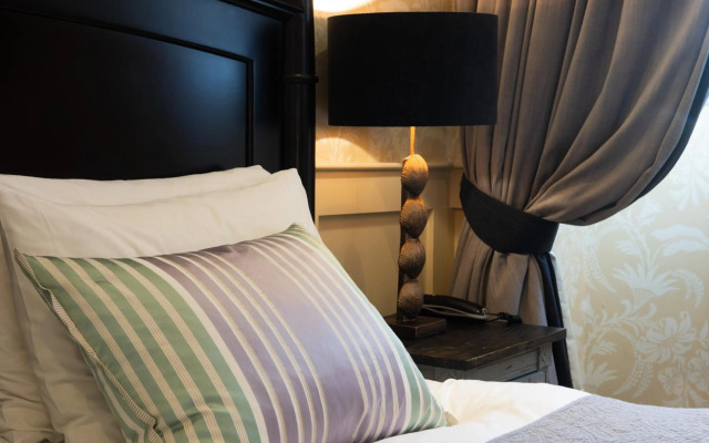 Grove House Hotel