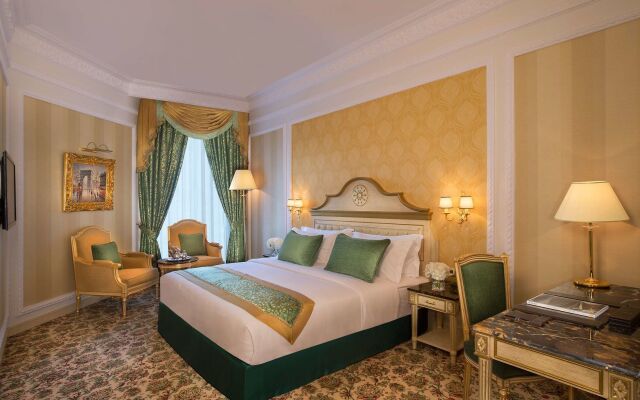 Royal Rose Abu Dhabi, a Curio by Hilton Affiliated Hotel