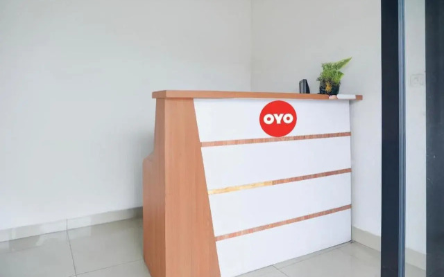 Hotel O Ilir Timur I Near Rsud Siti Fatimah Az-Zahra Formerly Lumendiva Suite