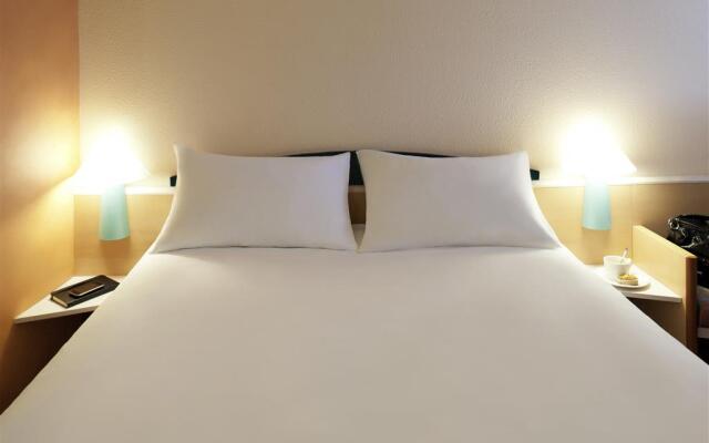 ibis Tarbes Odos