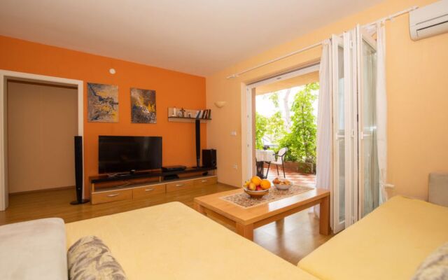 Apartment Dejan Seefeld in Tirol 33060