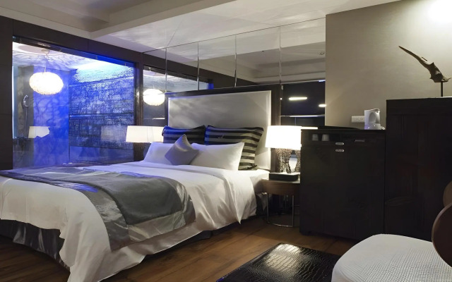 Golden Hotspring Hotel