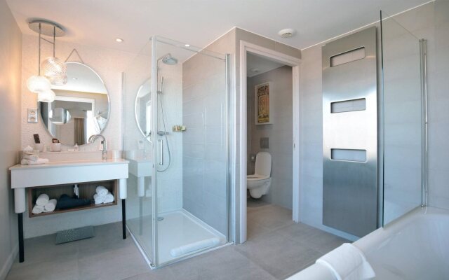 Renaissance Aix-en-Provence Hotel