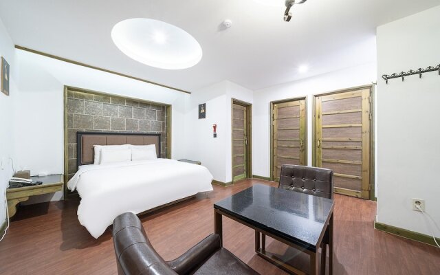 Chungju Toronto Hotel