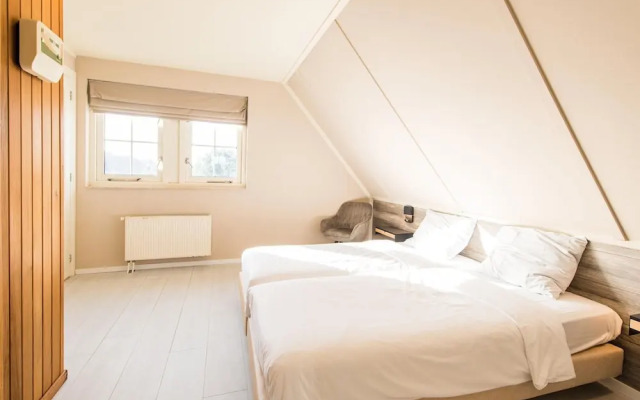 Thatched Villa Near the Beach