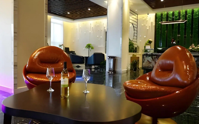 Shanghai Jinshanzui Yucun Hotel