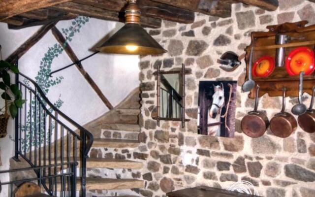 Gîte Chirassimont, 2 pièces, 4 personnes - FR-1-496-137