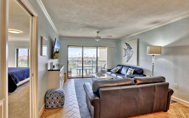 Land's End 3-403 Bay Front - Premier
