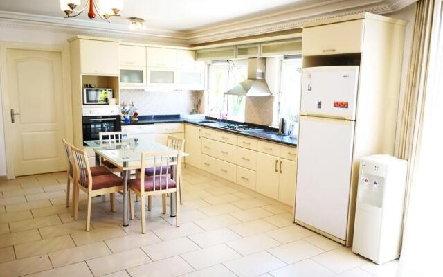 Charming Villa With Private Pool in Antalya