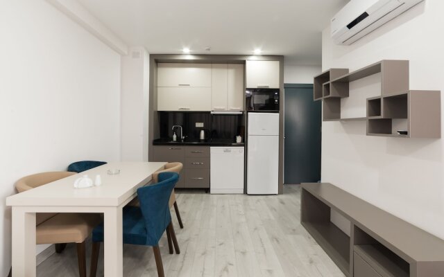 Demak Suit Homes