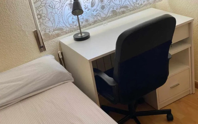 12 Octubre Residence