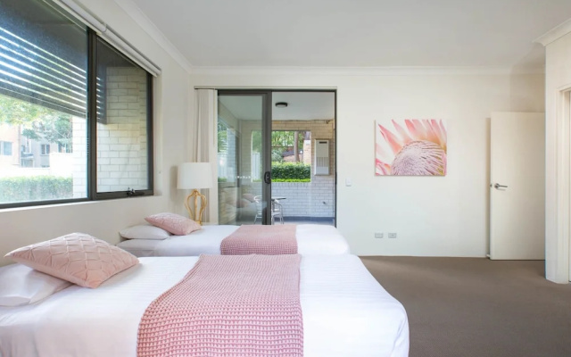 Spacious Two-bedroom Apartment Near Hospital – Guest Rooms – Sydney