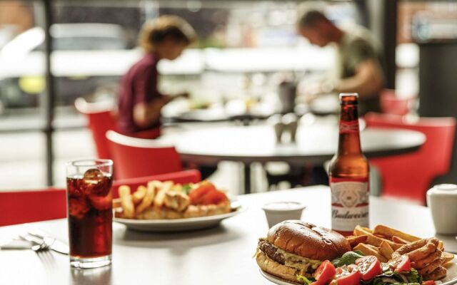 Ibis Hull City Centre