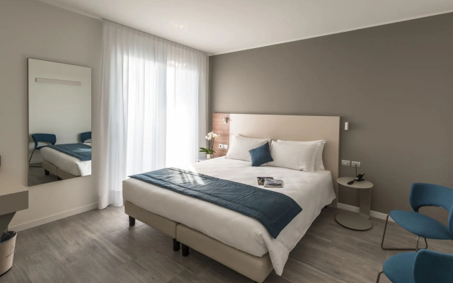 Hesperia Hotel & Residence
