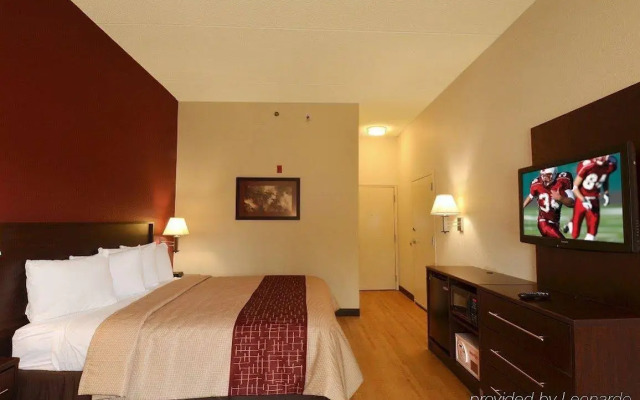 Red Roof Inn PLUS+ Austin South
