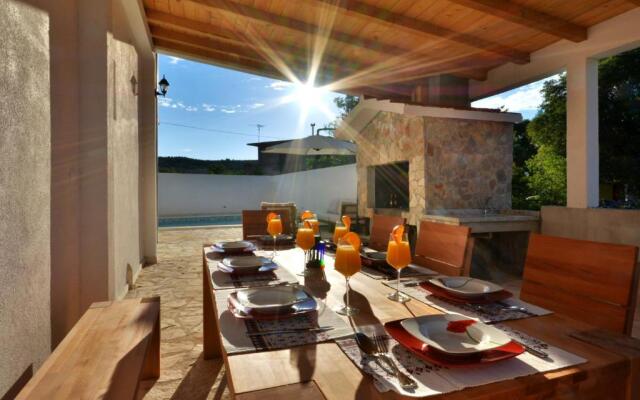 Villa Mr.H
