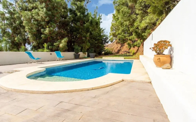 Gorgeous Villa With Private Swimming Pool in Algarrobo-costa