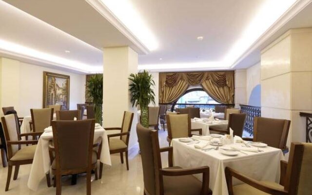 Le Patio Boutique Hotel