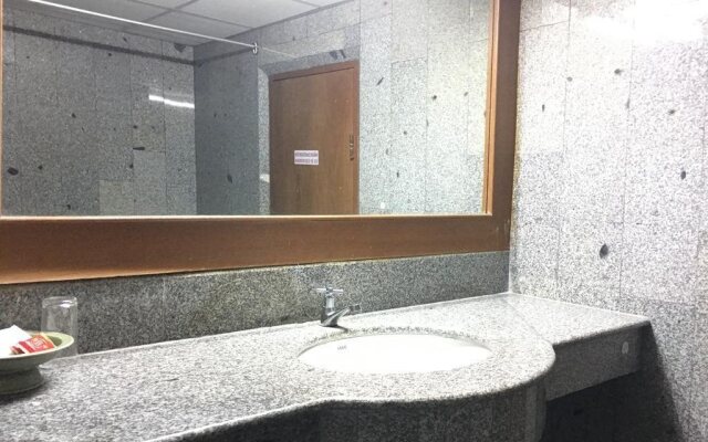 Chumphon Grand Palace Hotel